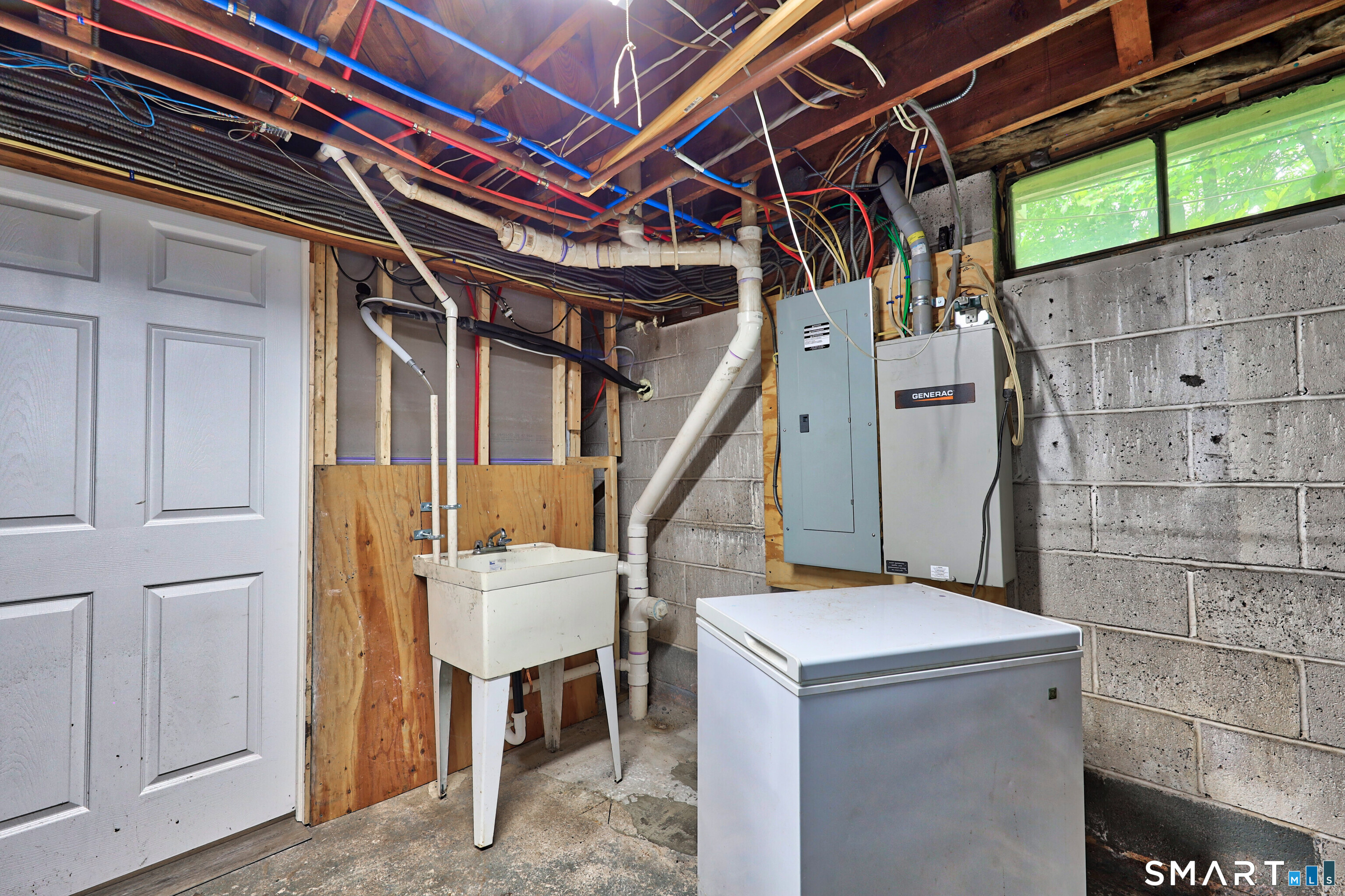 37 Anella Drive Bethany CT 06524