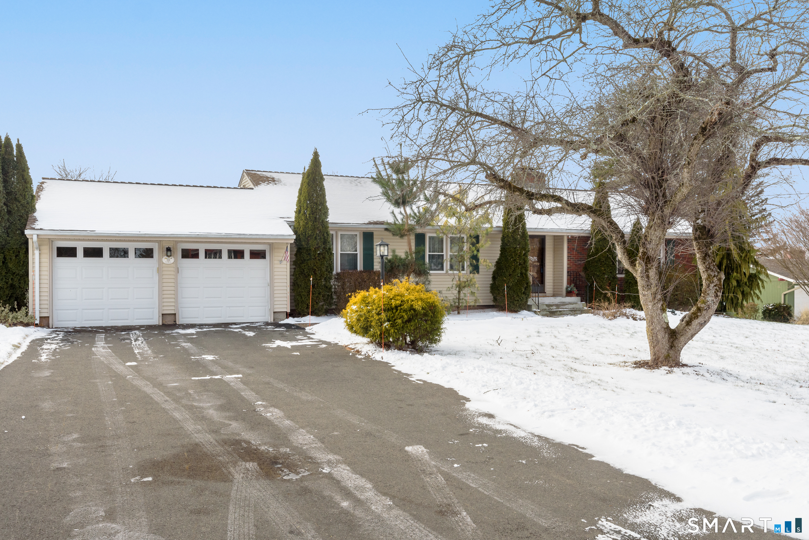 33 Ash Road South Windsor CT 06074