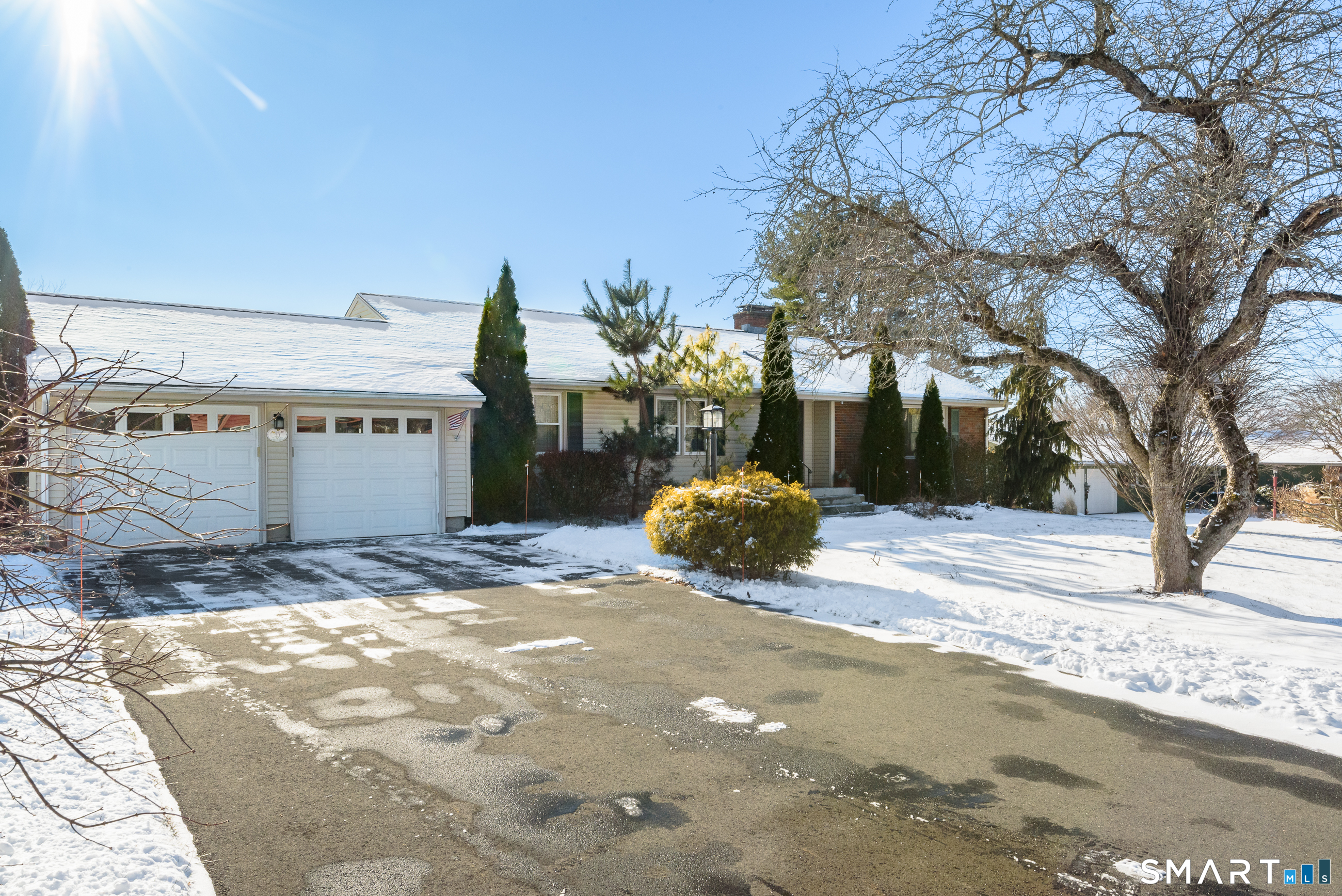 33 Ash Road South Windsor CT 06074