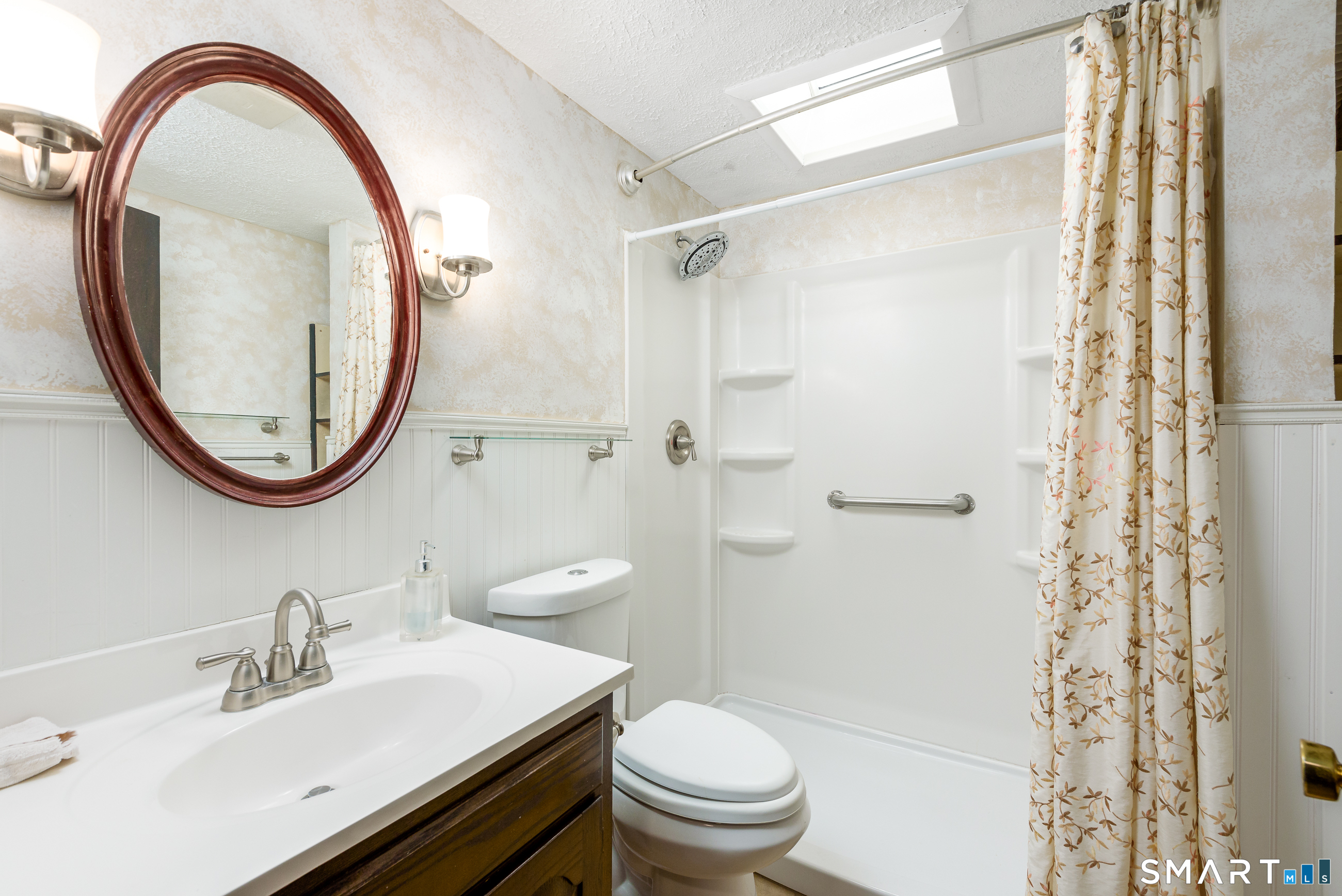 33 Ash Road South Windsor CT 06074