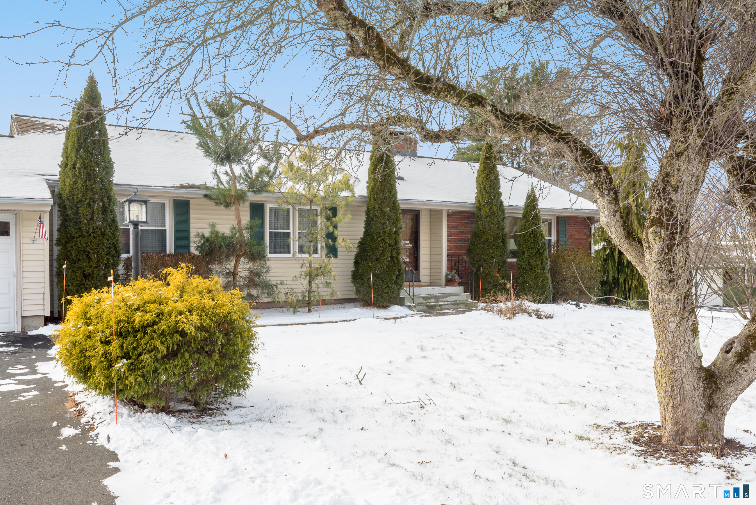 33 Ash Road South Windsor CT 06074