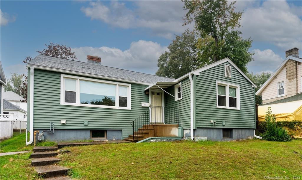 1097 Maple Avenue Hartford CT 06114