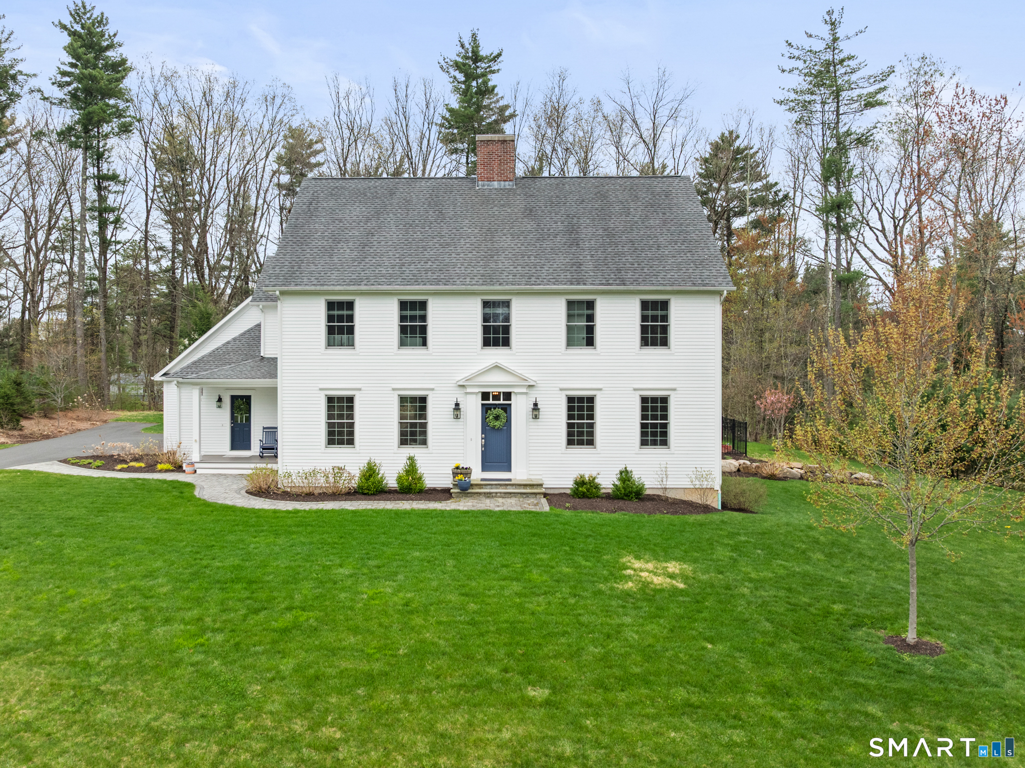 2 Murphys Turn Simsbury CT 06070