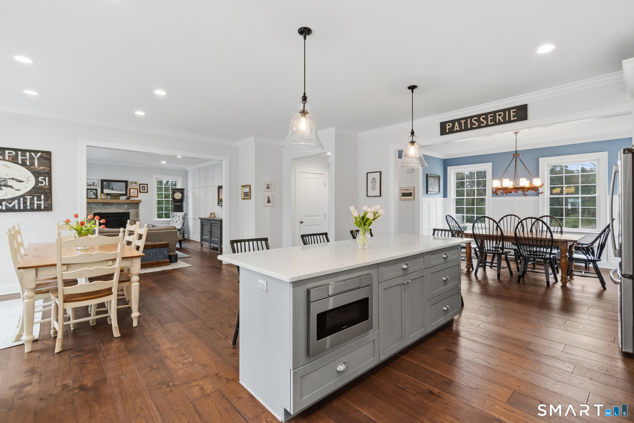 2 Murphys Turn Simsbury CT 06070