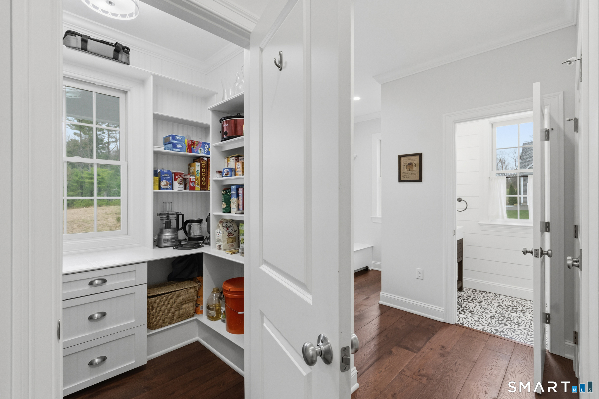 2 Murphys Turn Simsbury CT 06070
