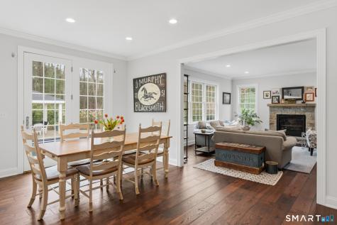 2 Murphys Turn Simsbury CT 06070