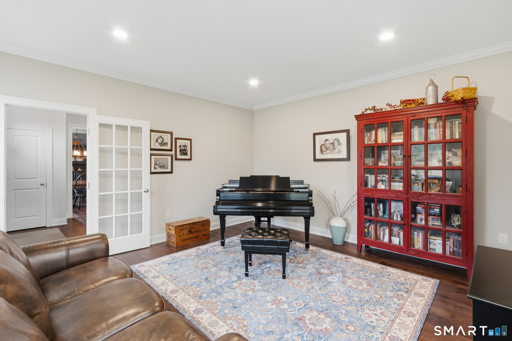 2 Murphys Turn Simsbury CT 06070