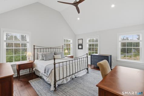 2 Murphys Turn Simsbury CT 06070