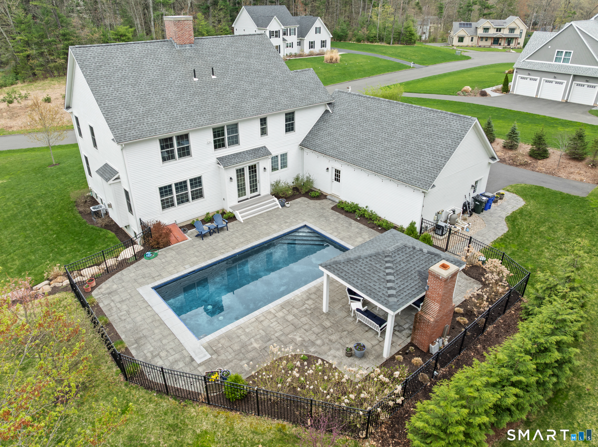 2 Murphys Turn Simsbury CT 06070