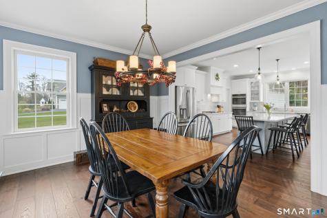 2 Murphys Turn Simsbury CT 06070