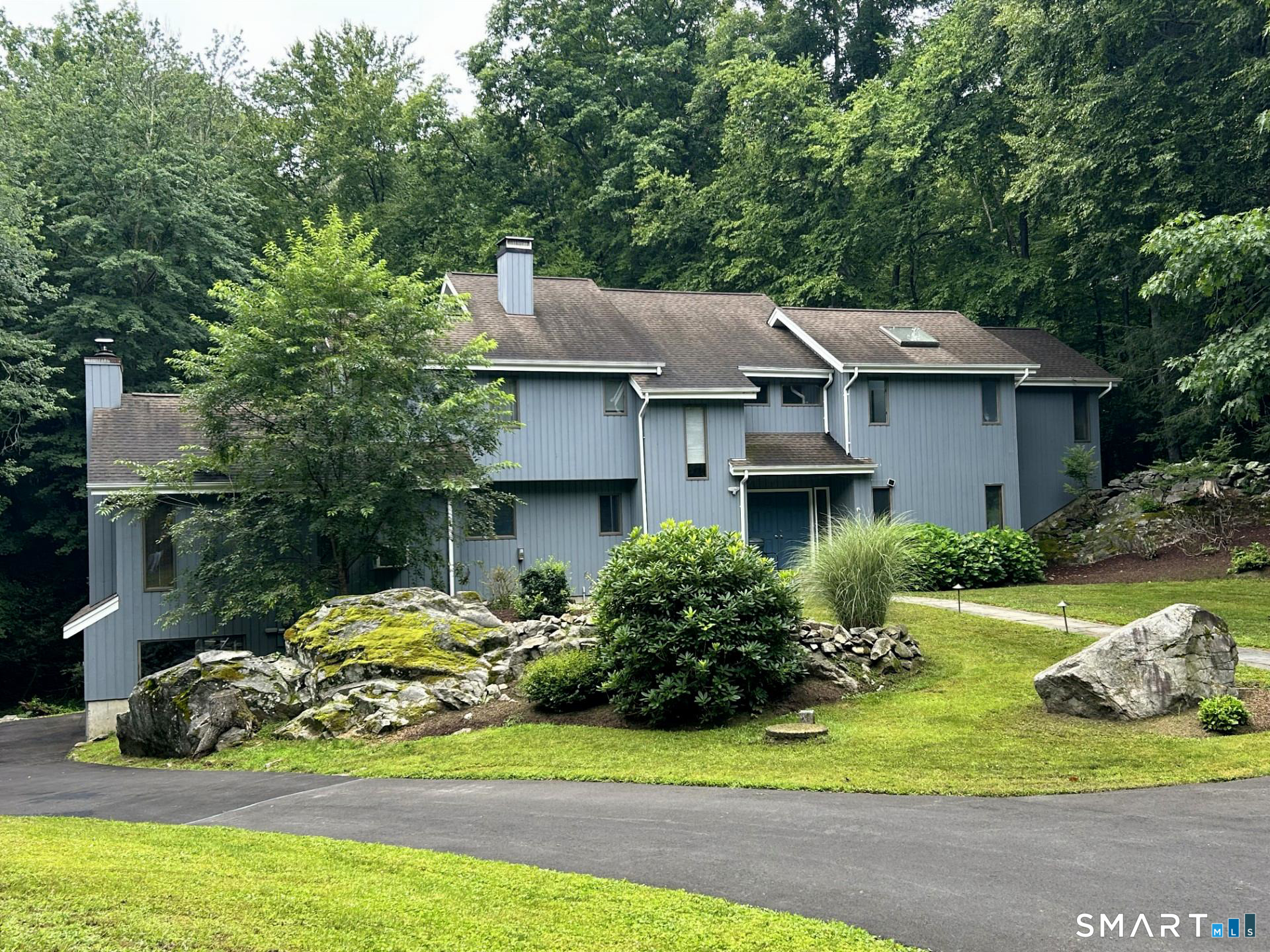 4 Deerfield Road Brookfield CT 06804