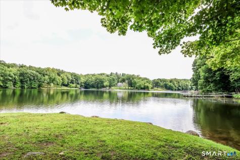 4 Deerfield Road Brookfield CT 06804
