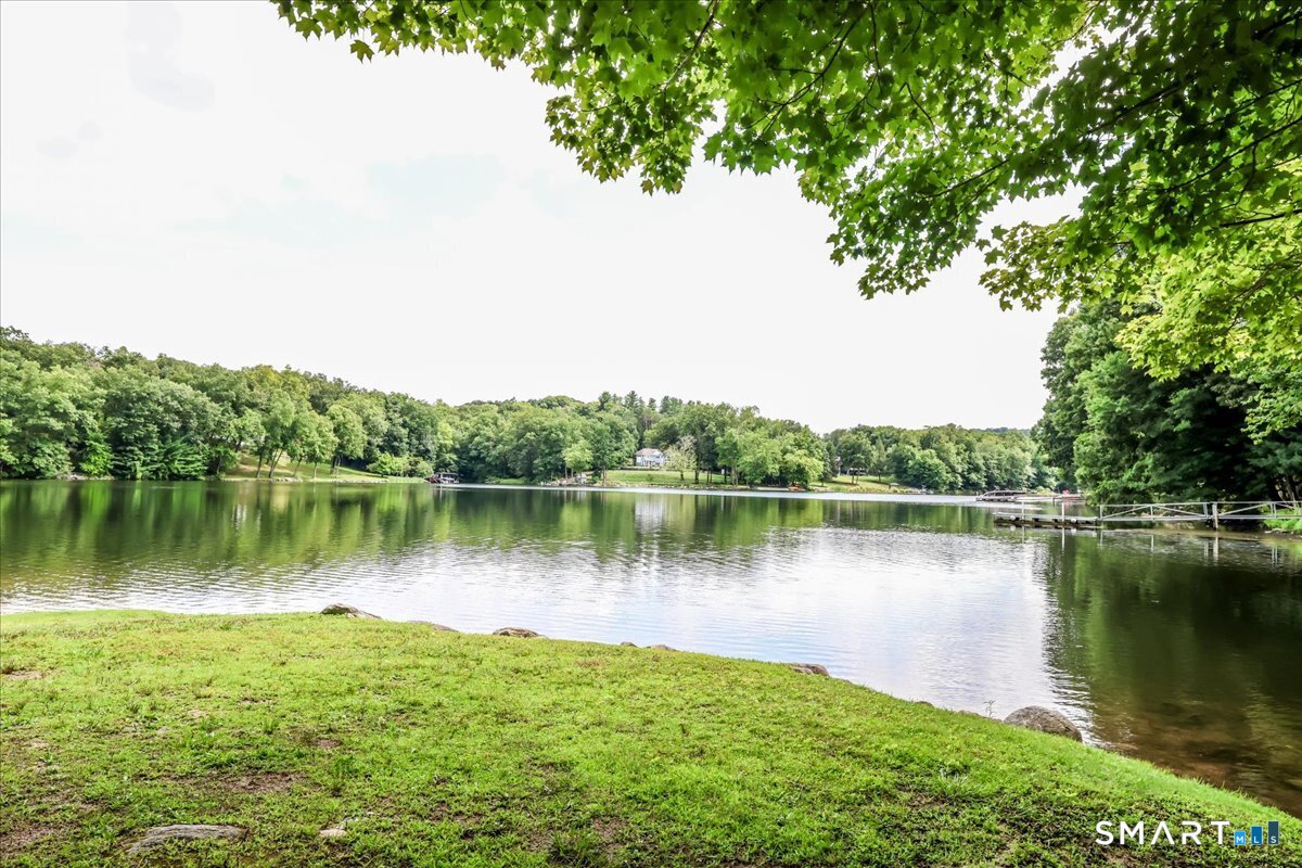4 Deerfield Road Brookfield CT 06804