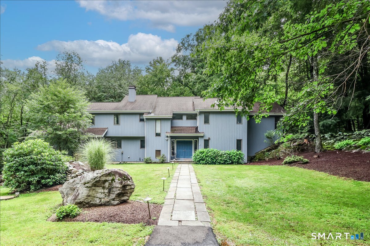 4 Deerfield Road Brookfield CT 06804