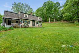 17 Markham Road East Hampton CT 06424