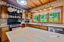 17 Markham Road East Hampton CT 06424