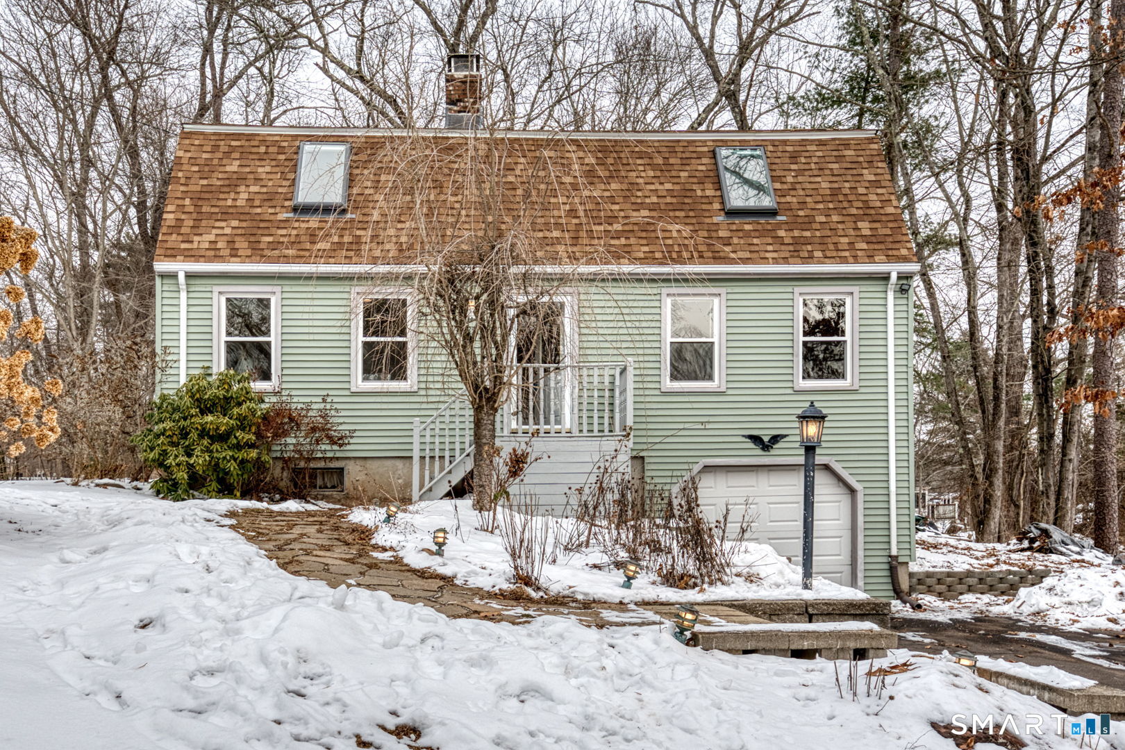 87 Hilltop Road Windsor CT 06095