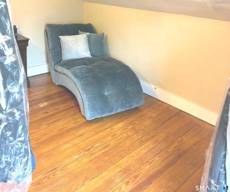 16 Holbrook Court Ansonia CT 06401