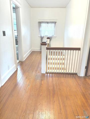 16 Holbrook Court Ansonia CT 06401