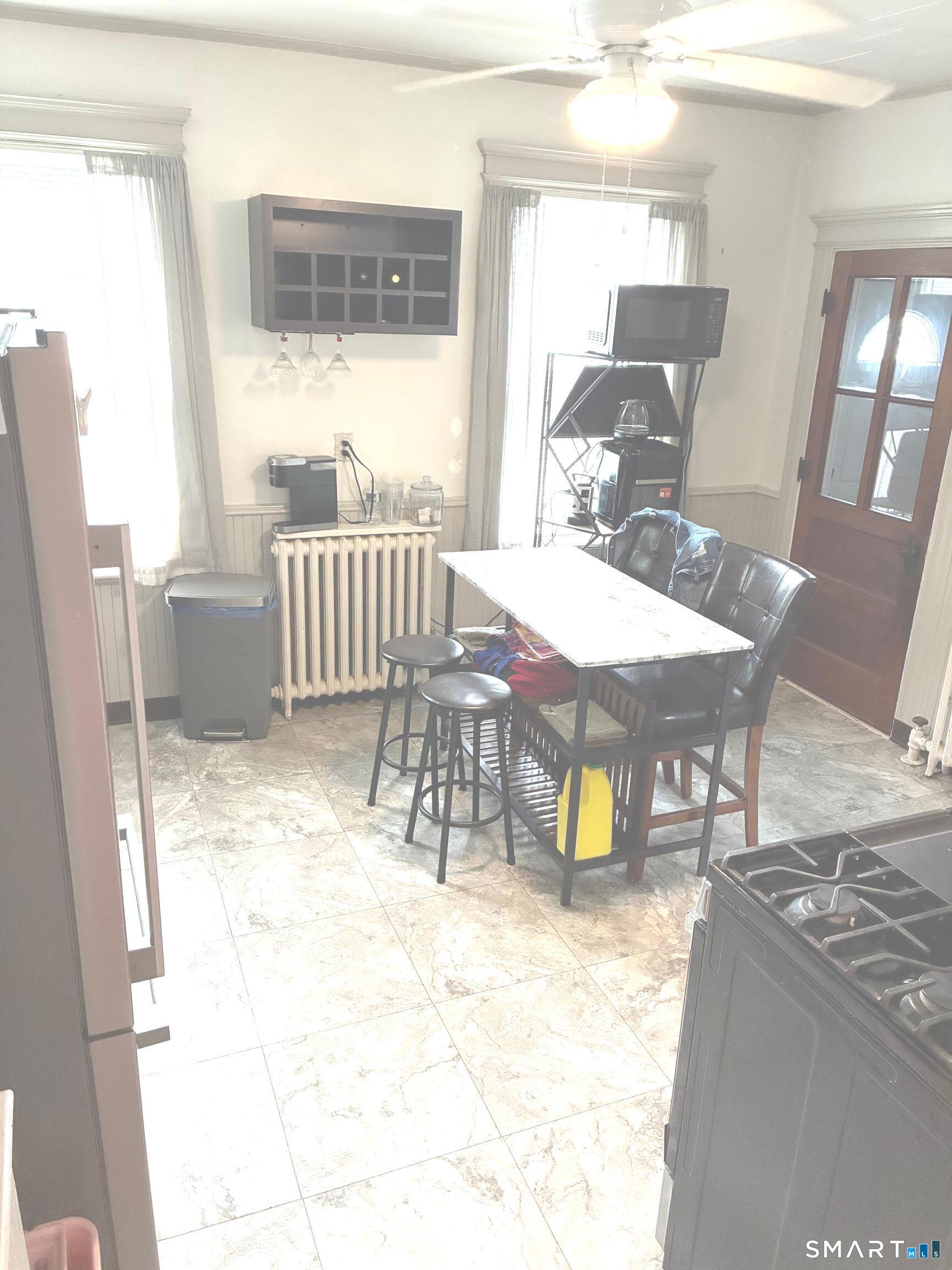 16 Holbrook Court Ansonia CT 06401