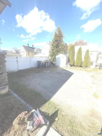 16 Holbrook Court Ansonia CT 06401