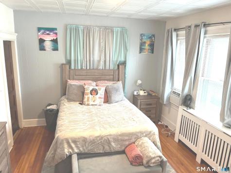 16 Holbrook Court Ansonia CT 06401