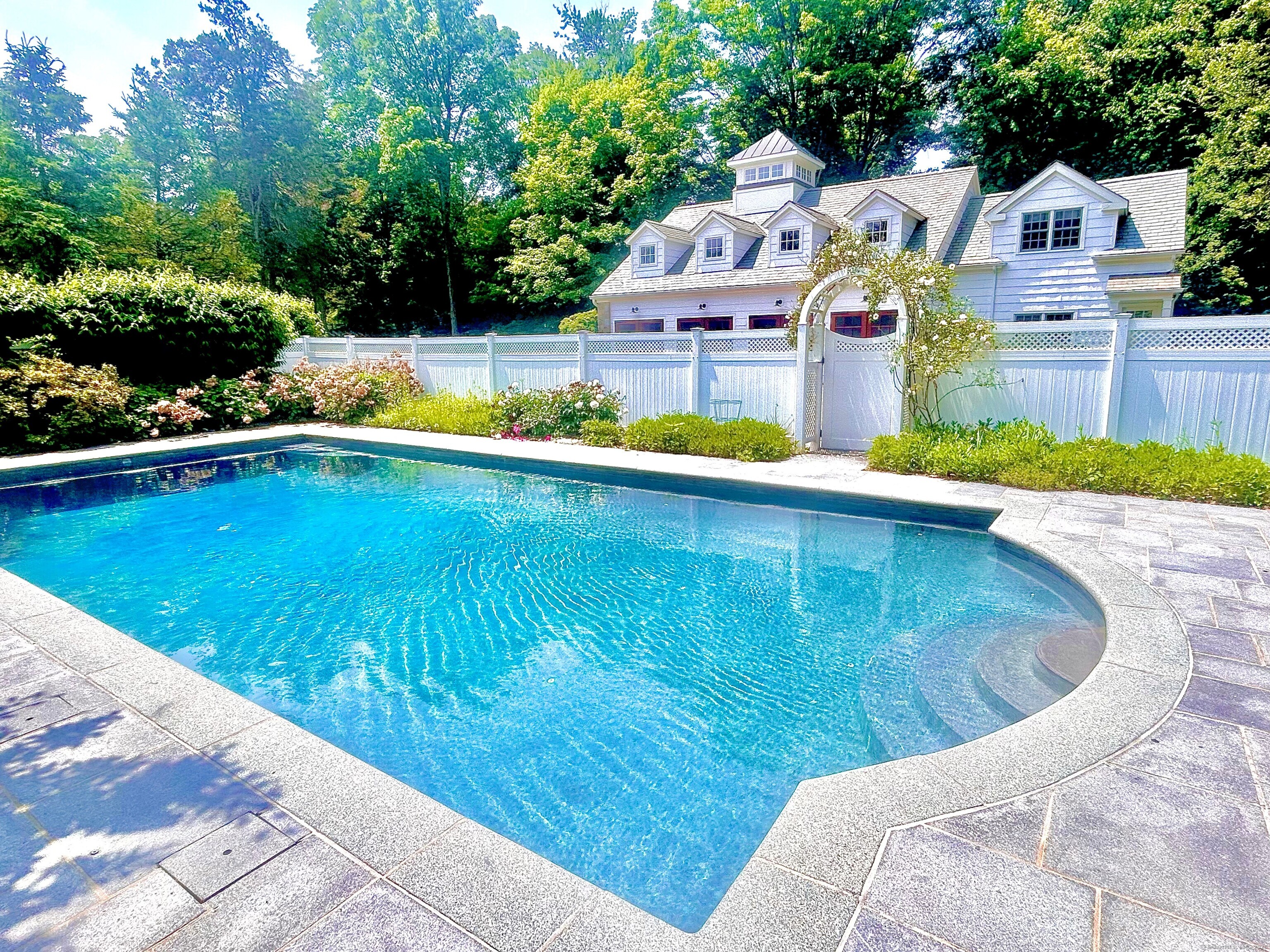 114 Ferris Hill Road New Canaan CT 06840
