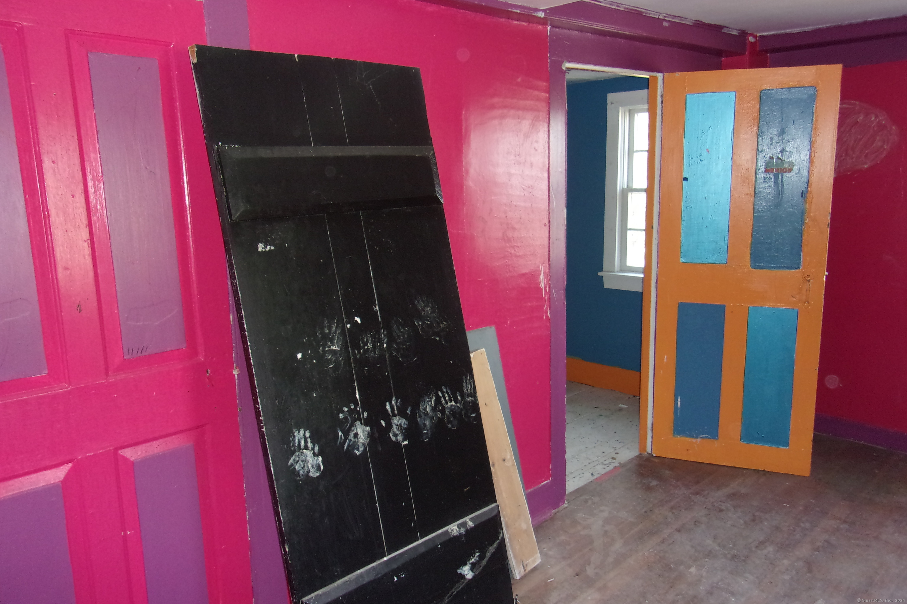 6 Lee Avenue Norwich CT 06360