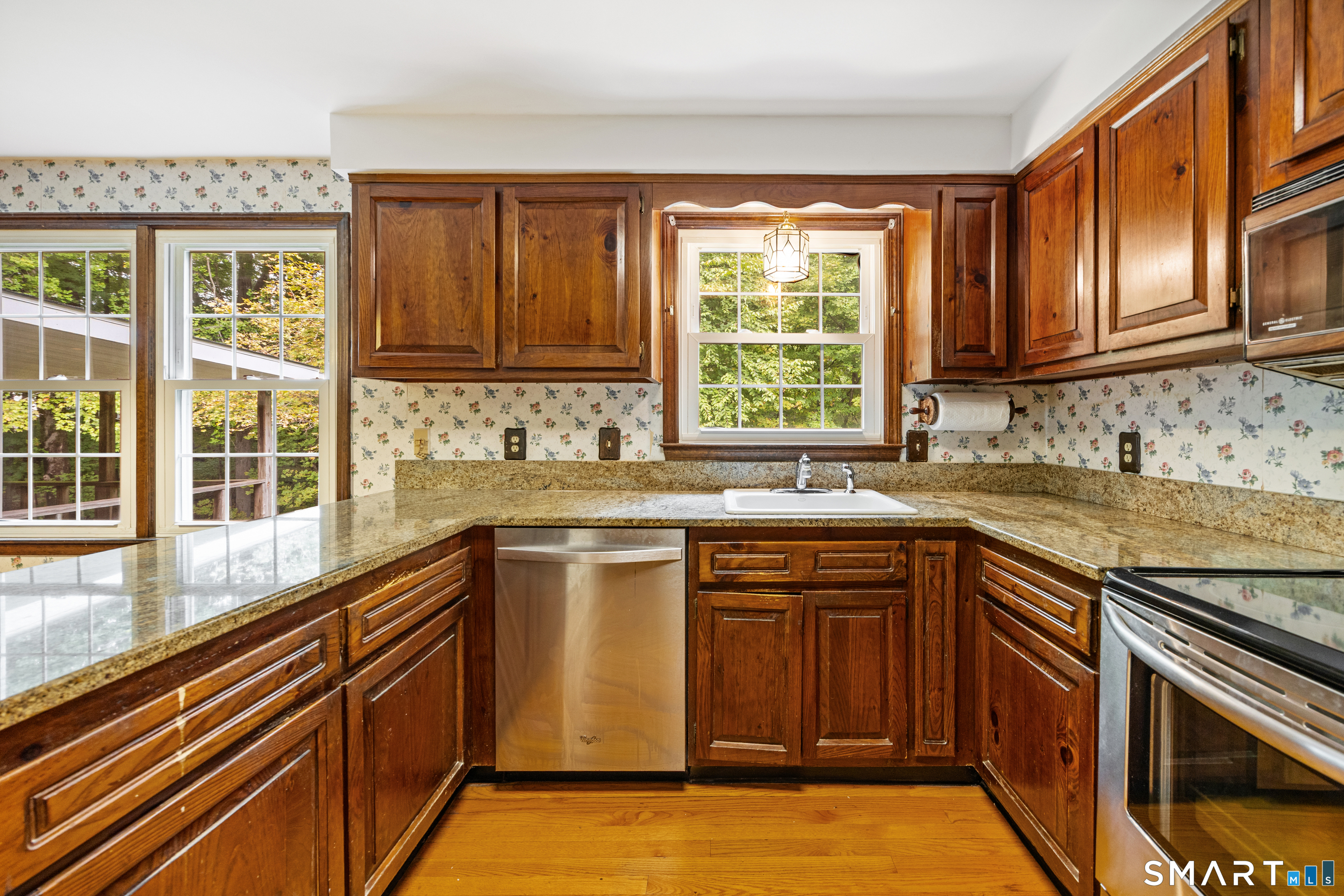 50 Foxwood Court Cheshire CT 06410