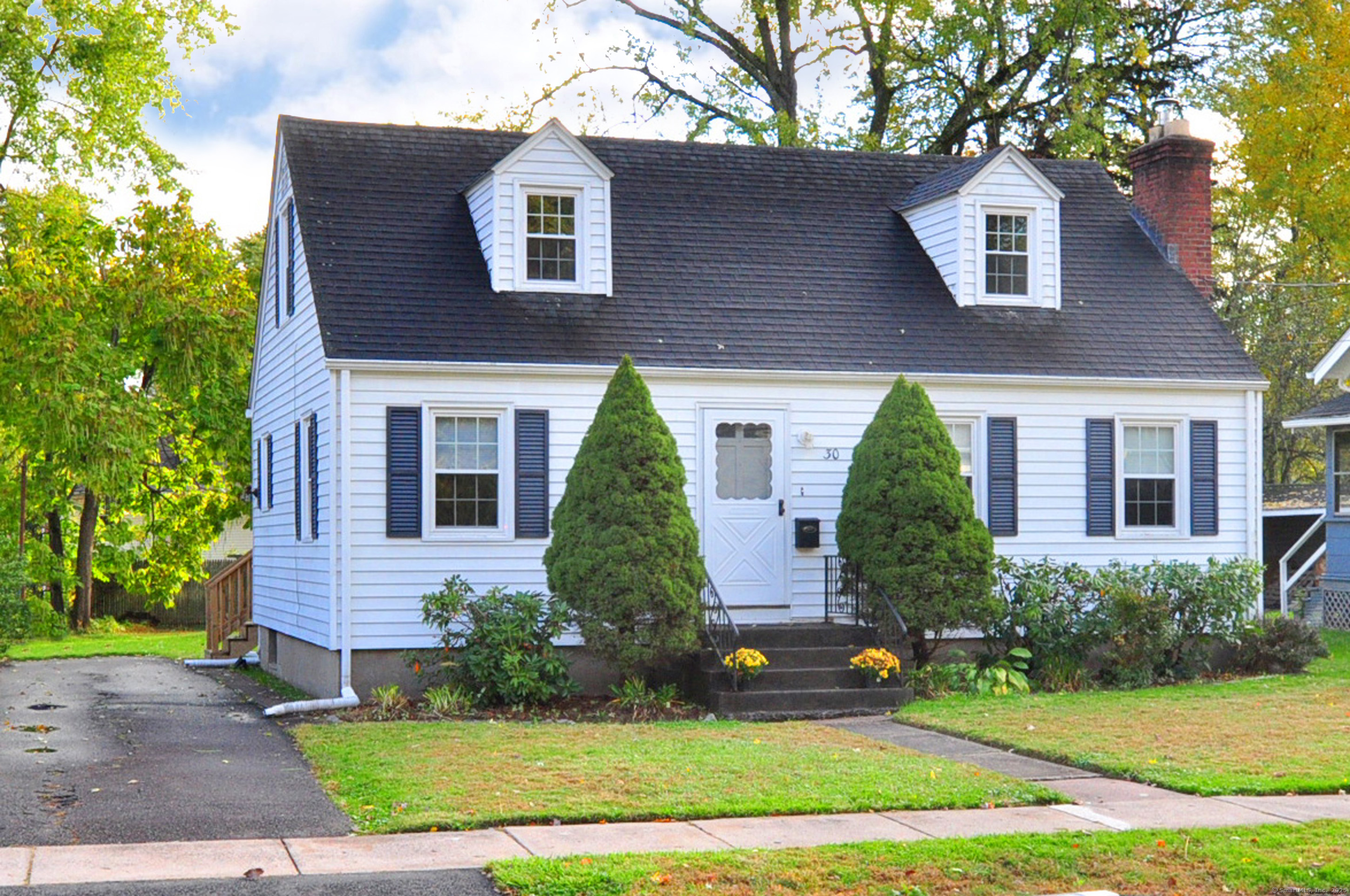 30 Lovell Avenue Windsor CT 06095