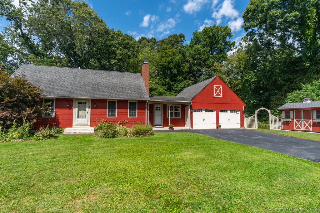 9 Terrace Circle Enfield CT 06082