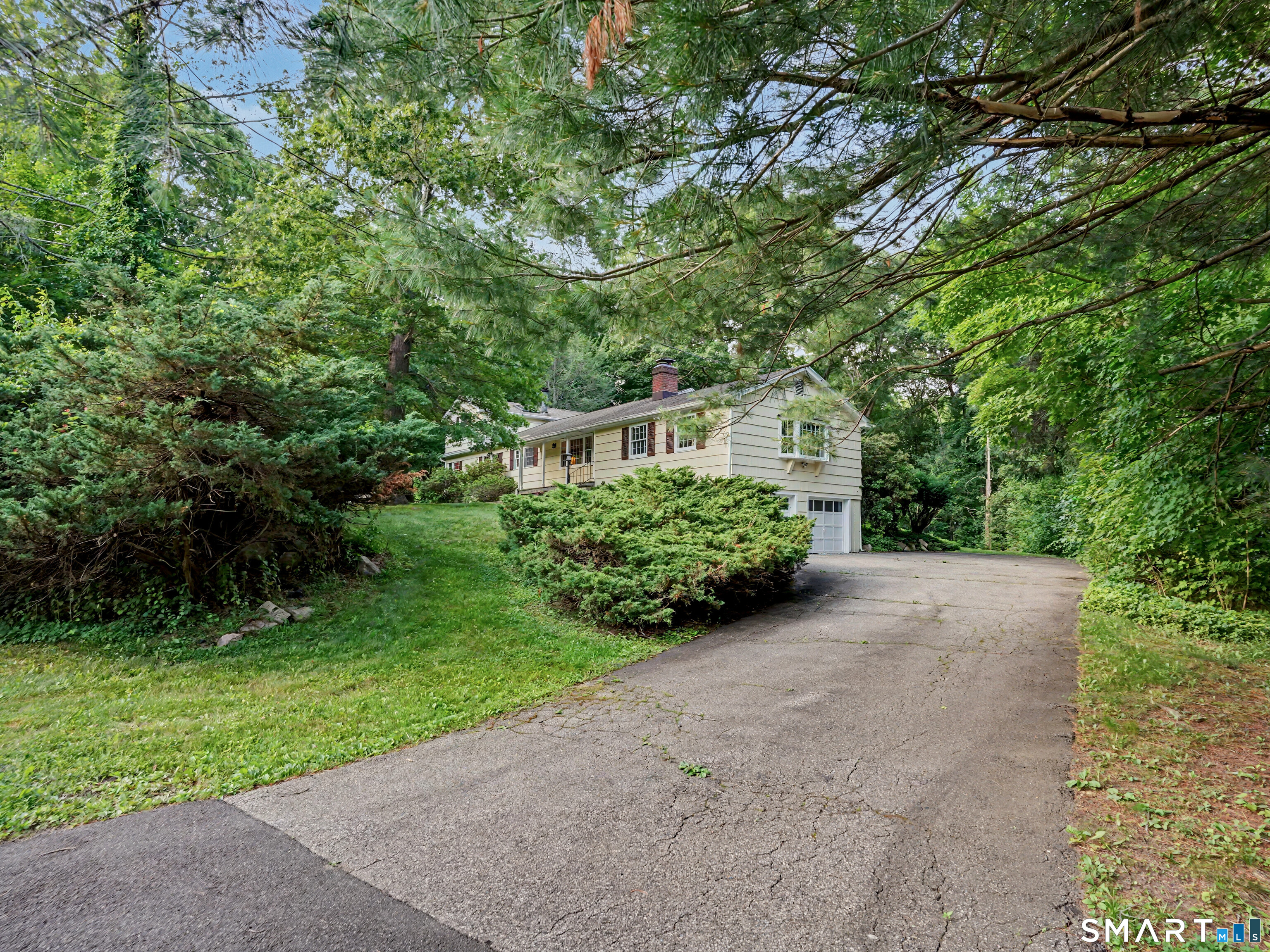 15 Flat Rock Drive Ridgefield CT 06877