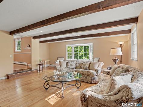 15 Flat Rock Drive Ridgefield CT 06877