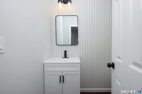 217 Ledgeside Avenue Waterbury CT 06708