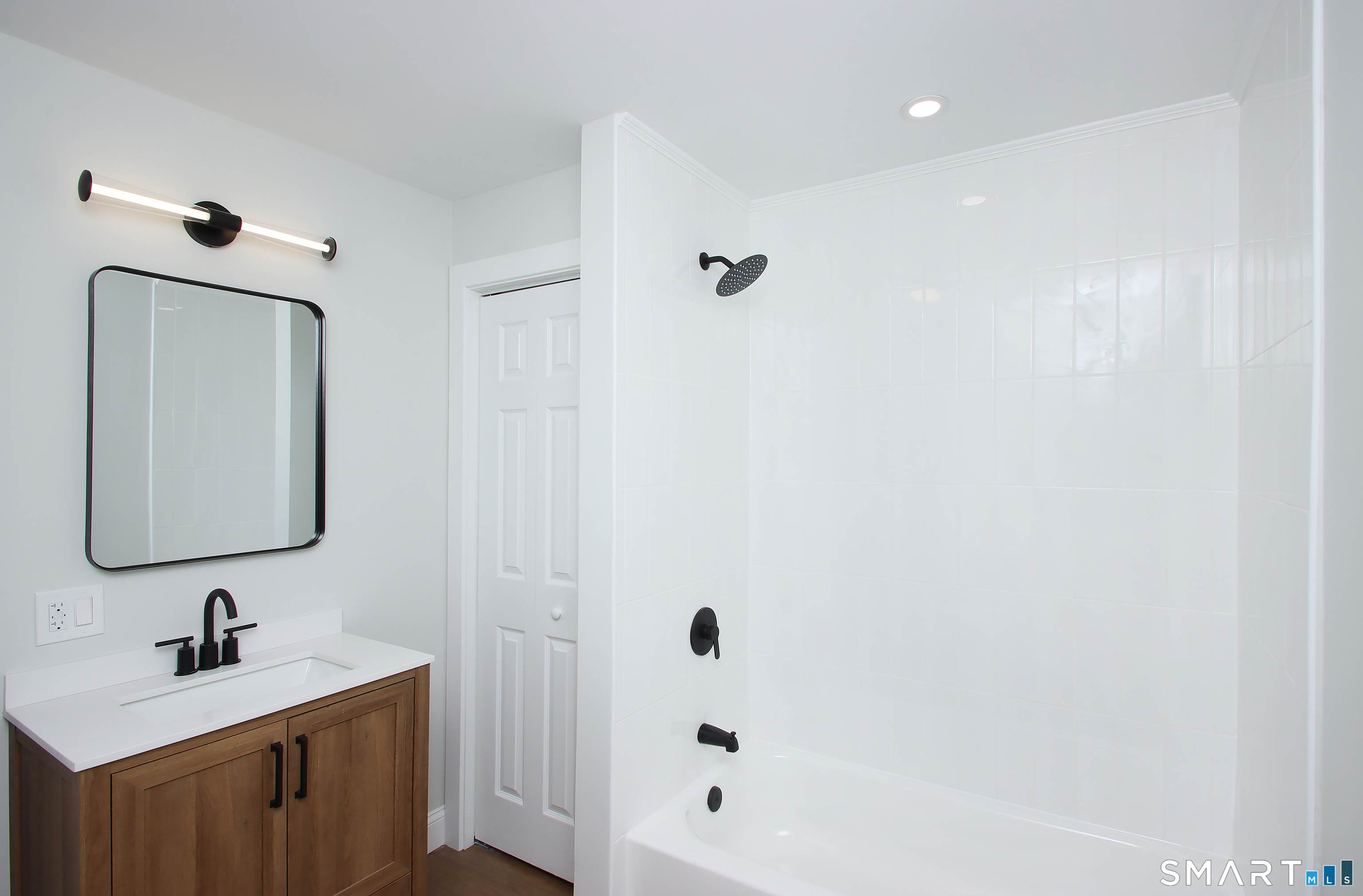 217 Ledgeside Avenue Waterbury CT 06708