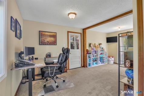 35 Coles Road Cromwell CT 06416