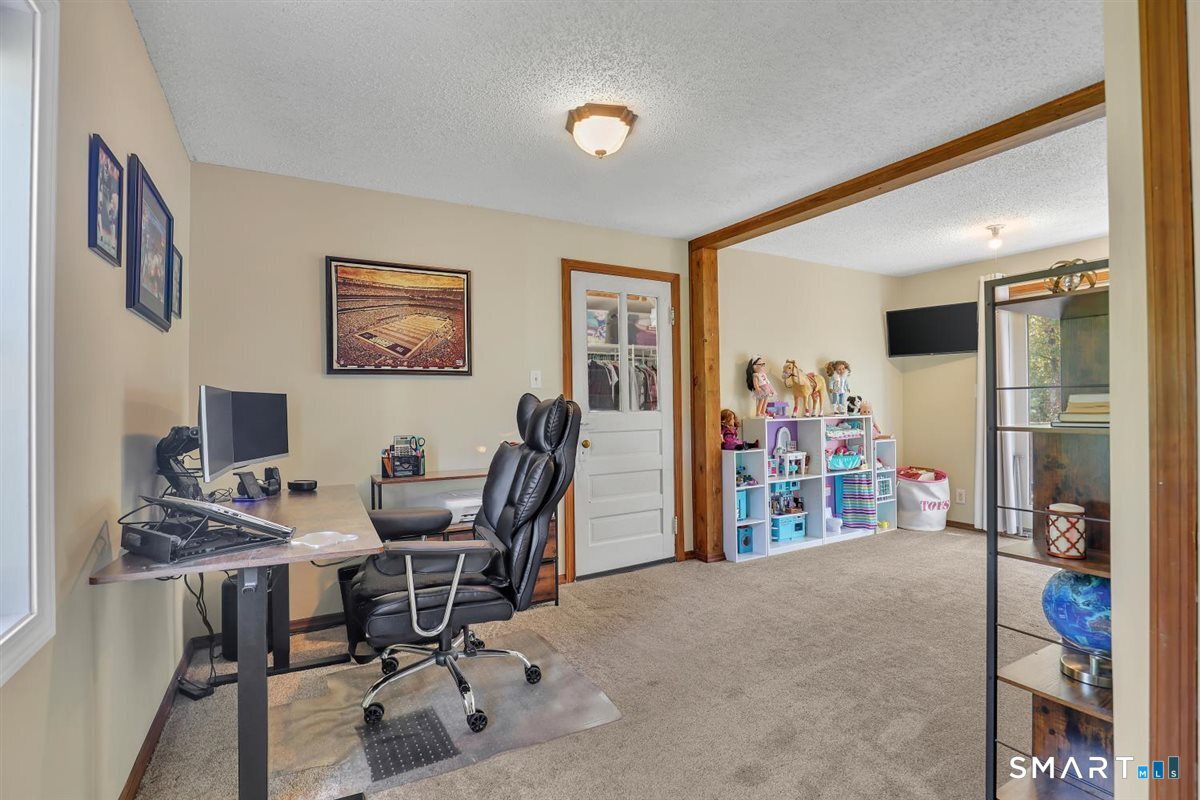 35 Coles Road Cromwell CT 06416
