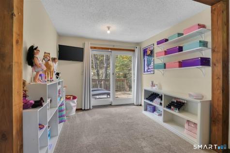 35 Coles Road Cromwell CT 06416