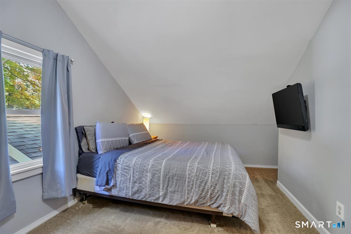 35 Coles Road Cromwell CT 06416