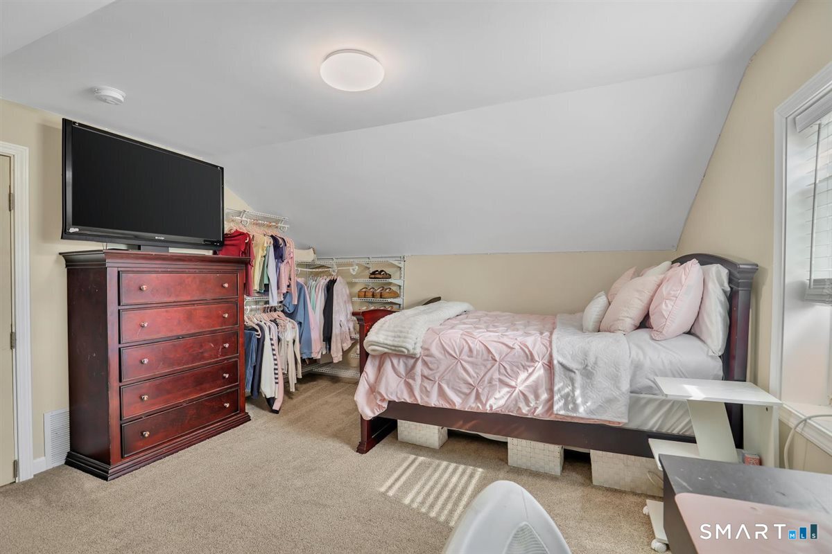 35 Coles Road Cromwell CT 06416