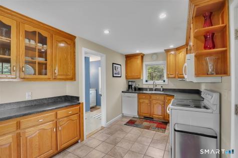 35 Coles Road Cromwell CT 06416
