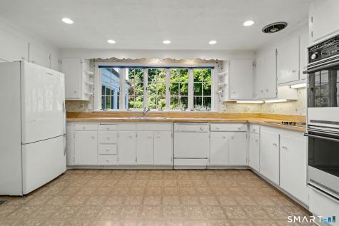 97 Overlook Drive New Canaan CT 06840