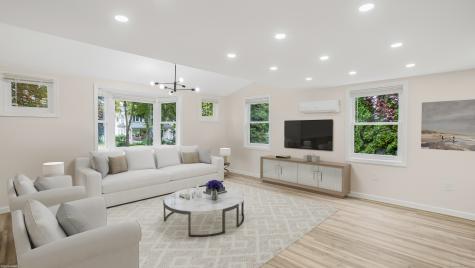 21 Maple Avenue East Windsor CT 06016