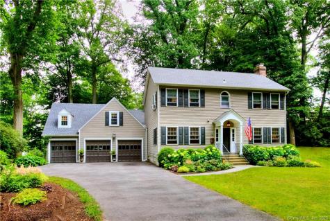 376 Crestwood Road Fairfield CT 06824