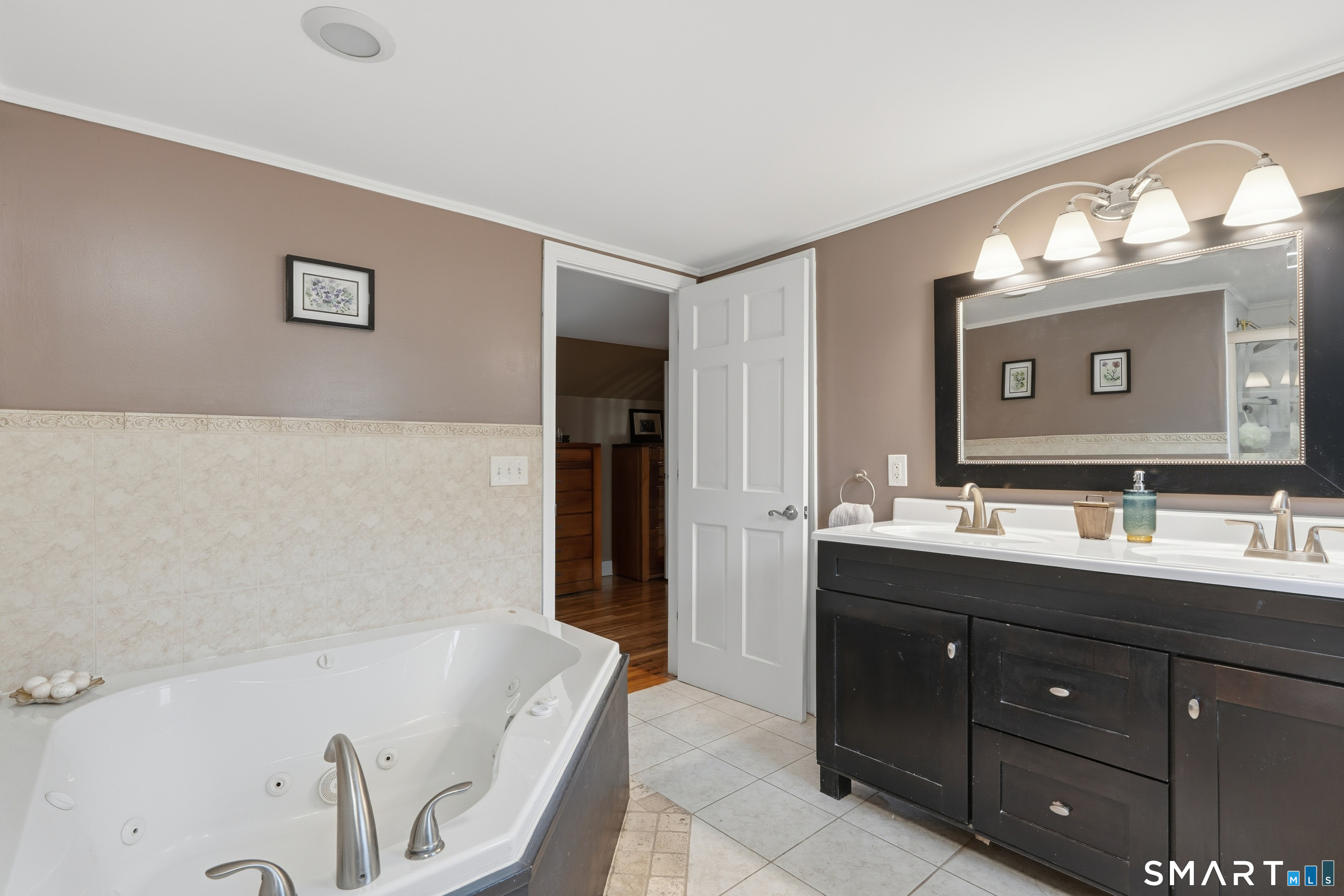 46 Henderson Drive Avon CT 06001
