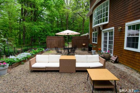 46 Henderson Drive Avon CT 06001