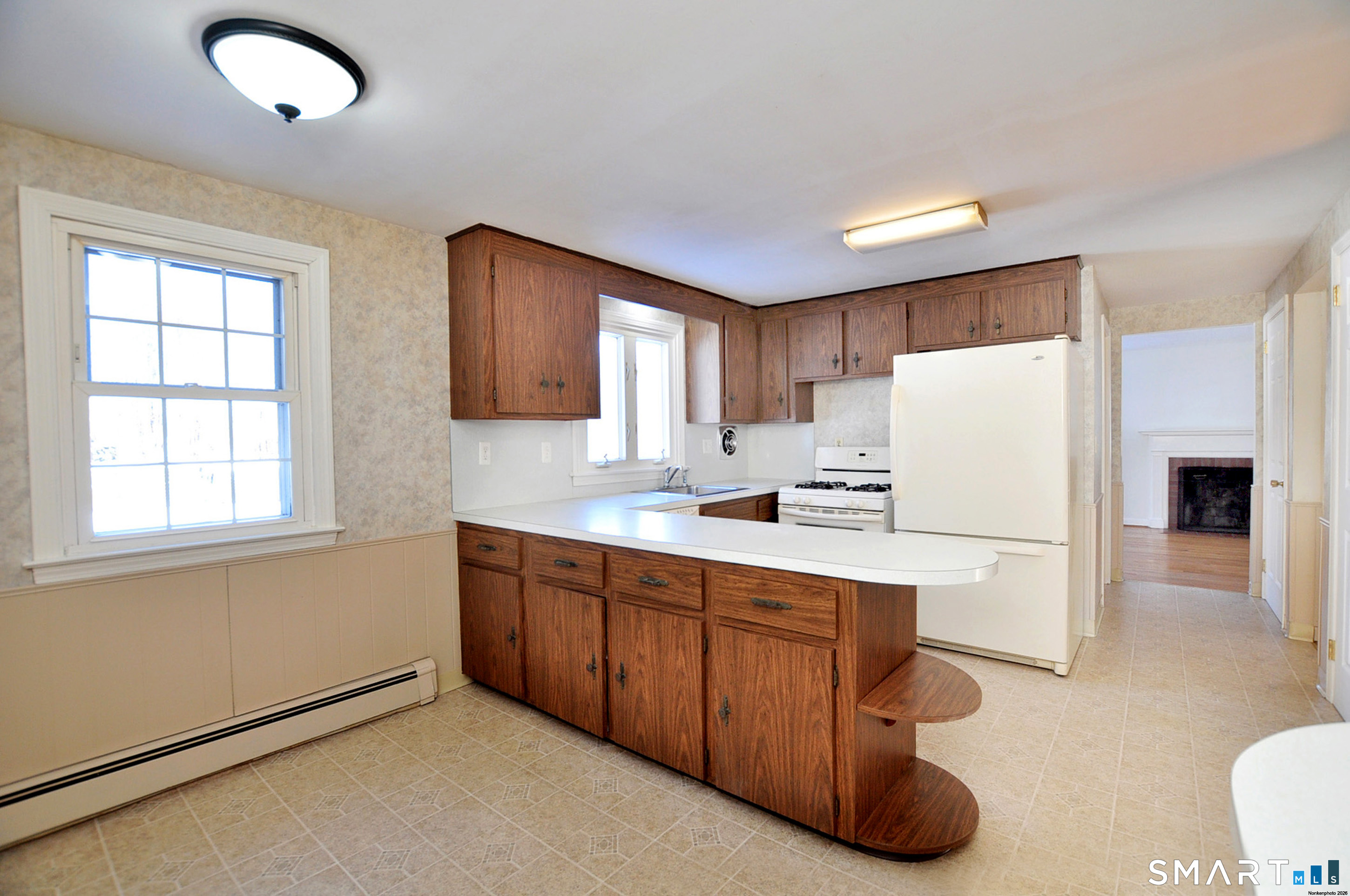 85 Lydall Street Manchester CT 06042