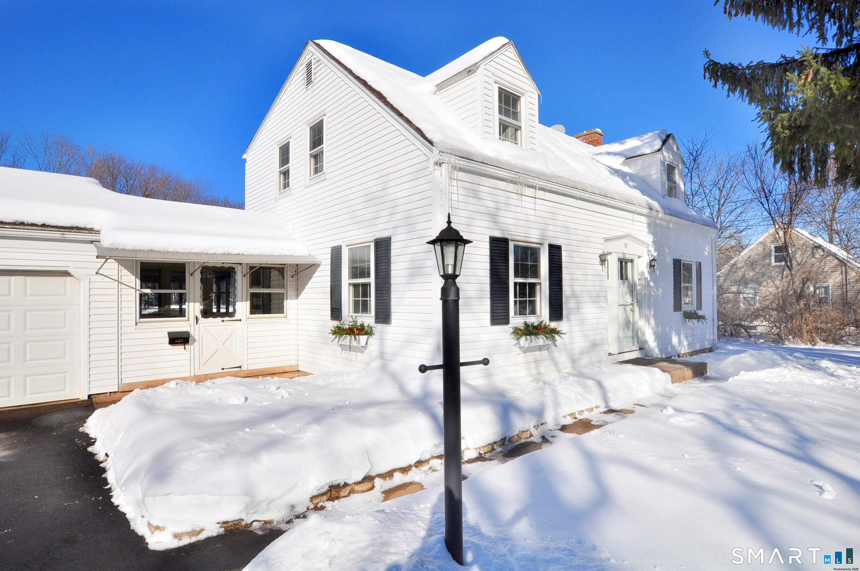 85 Lydall Street Manchester CT 06042