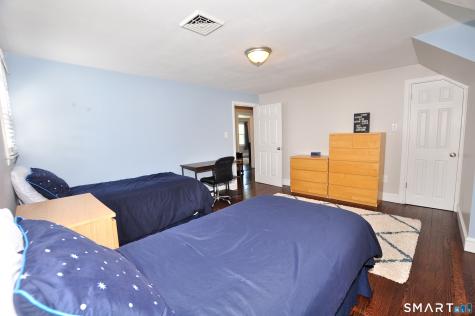 281 West Mountain Road Simsbury CT 06092