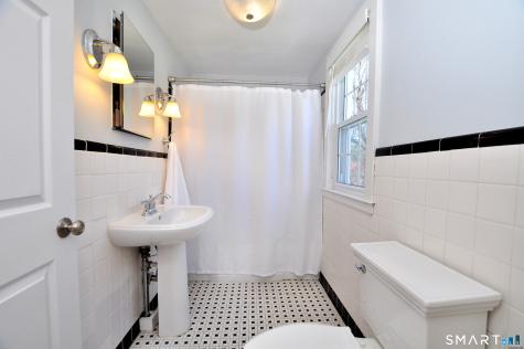 281 West Mountain Road Simsbury CT 06092